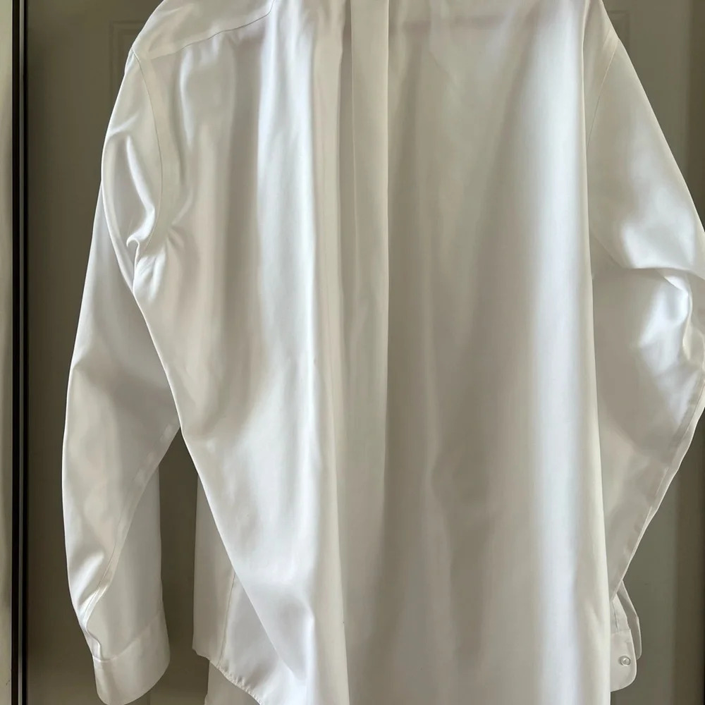 Berkeley Jensen wrinkle free mens dress shirt. White, size: XL. 17-17 1/2 36/37 - Picture 5 of 9